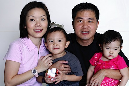 family0409-02.jpg